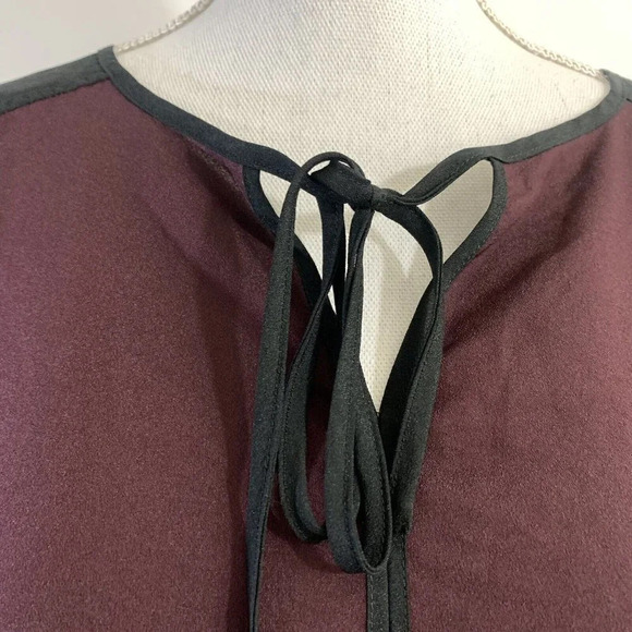 New York & Company Maroon Dark Purple and Black Blouse Front Tie Colorblock XS. - Picture 6 of 7